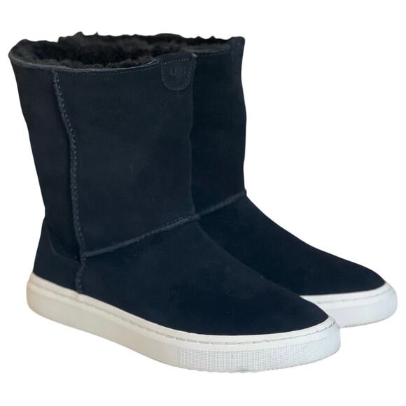 UGG Alameda Black Cuffable Suede Boot - 9 - Picture 3 of 6